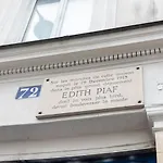 30 M Near The Parc Des Buttes Chaumont